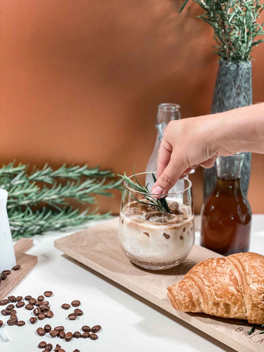 Broste Copenhagen Water glass Bubble (Ø 9,4 cm) - white (00)