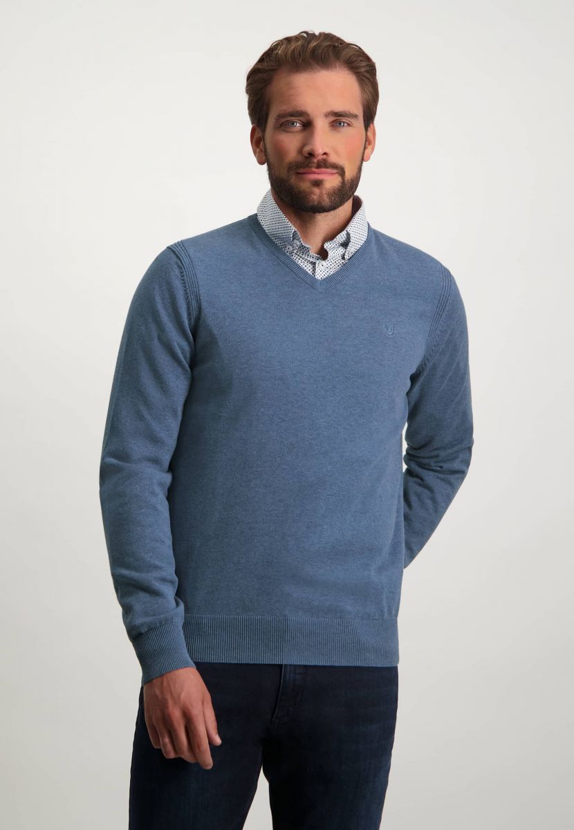 V neck clearance long sweater