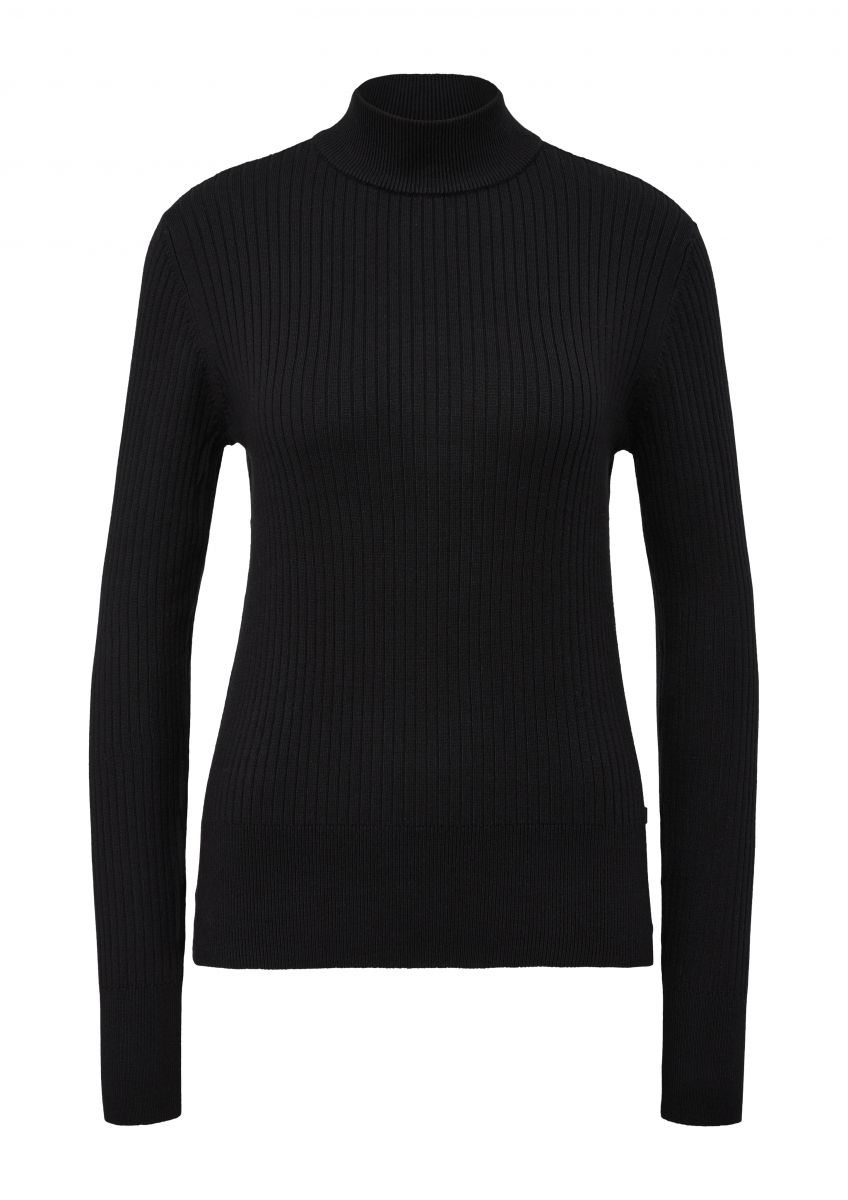 Black 2025 wool jumper