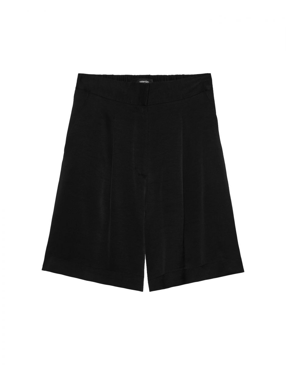 Black white outlet shorts