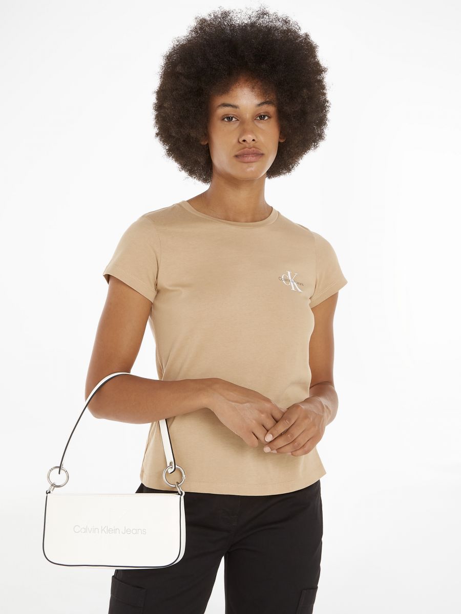 Calvin Klein Sculpted shoulder bag : : Fashion