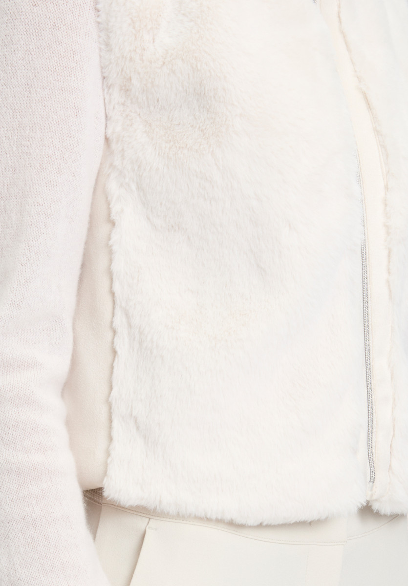 Betty Barclay Plüschweste - beige (9104)