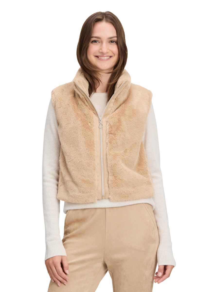 Betty Barclay Plüschweste - beige (7234)